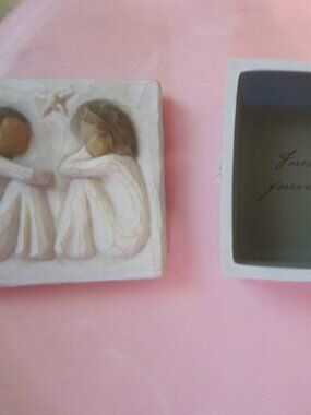 Willow Tree Friendship Box ~ Friends/Sisters ~ MINT!